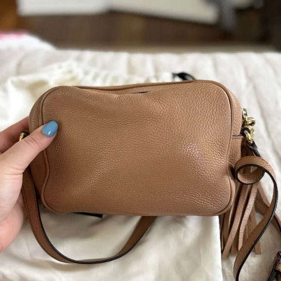 Gucci Tan Marmont Leather Crossbody Bag pebbled leather - Picture 2 of 7